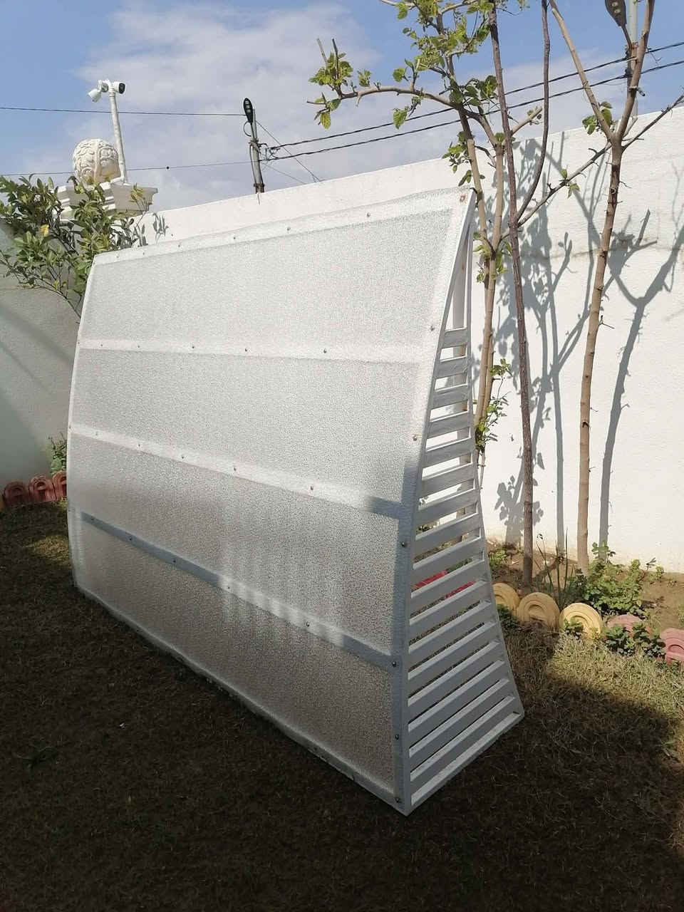 بۆ فرۆشتن کەپرەکە درێژی  2 مەترە  پانی 150 مەتر نیوە  بەتایبەتی دروست کراوە  نرخی نزیکە   150  سەد وبەجا هەزار  معامەلە شوێنی لەهەولێرە


**إذا كنت صاحب هذا الإعلان وتريد حذفه لأي سبب، رجاءا أرسل رسالة إلى الدعم الفني**