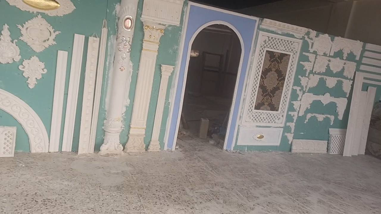 تم بعون الله تعاله افتتاح معمل ديكوربيروت للنقوش المغربيه الملكيه  الفرع الاول لبنان الضاحيا الفرع الثاني كربلاء حولي ١٠٠ قرب السفاره التركيه يوجد لدين عروض خاصه للخلفات واصحاب المصلحه على جميع الديكورات الملكيه وورق الجدران وورق الذهب وورق الفضه وورق الروز النحاسي ايطالي المنشاء شرط التجربه المزيد من المعلومات الاتصال على الرقم ***********
