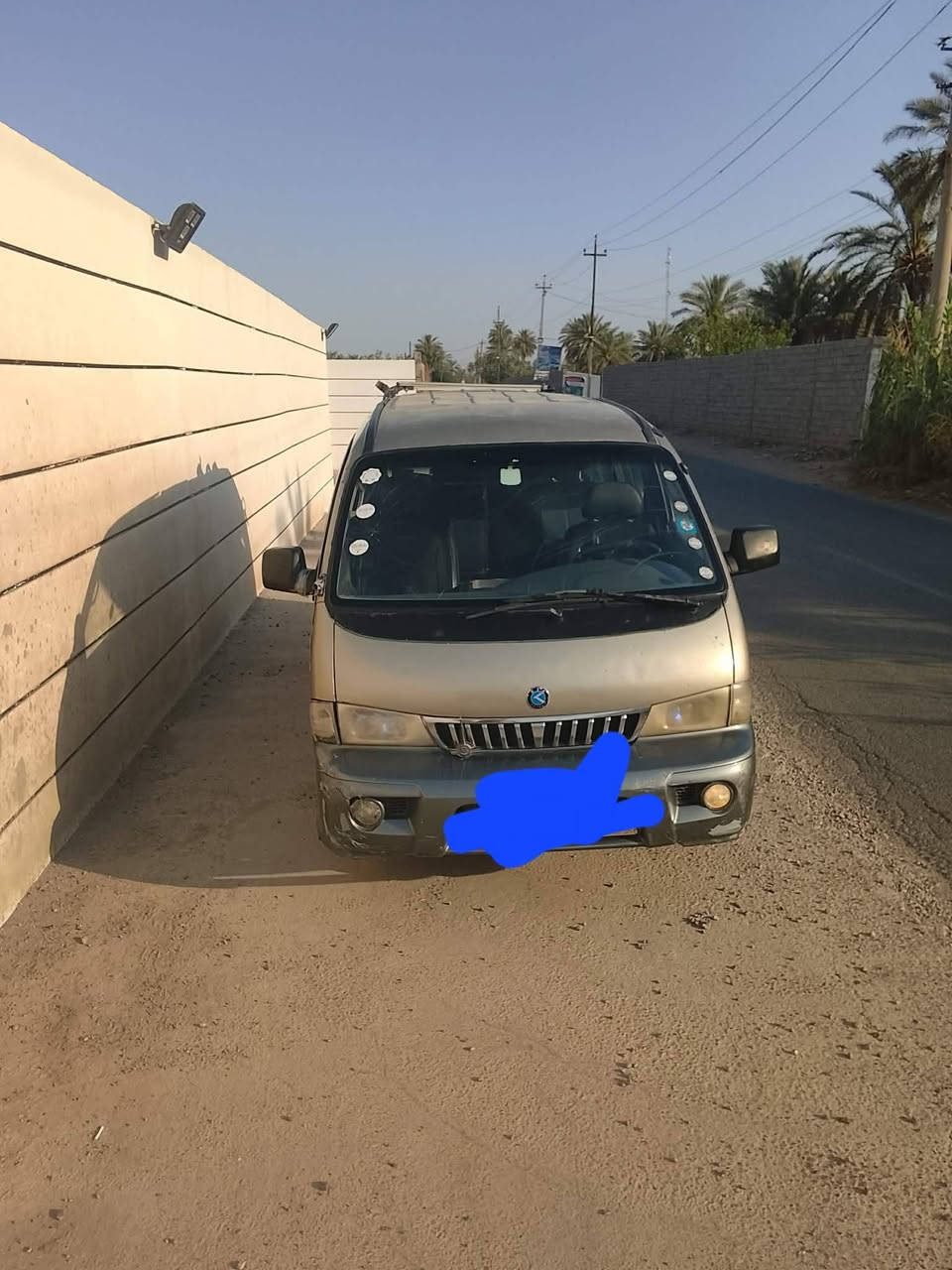 سياره بريجو موديل ٩٨. بسمي مكاني دوره عرب جبور 
الصندوق يحتاجله قفل بيه شاصي يحتاجله تعمير ١١ راكب الباقي. كفاله مكينه كير سياره كاعده 
***********
