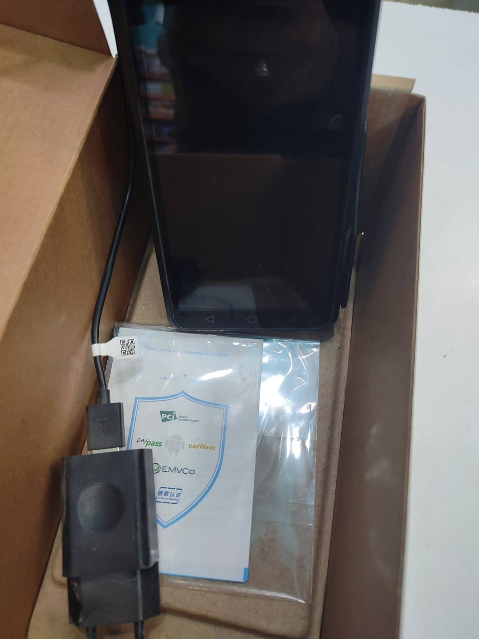 السلام عليكم جهاز شحن جميع  أنواع الأرصدة جديد مستخدم شهر واحد فقط 

واتساب 
***********
