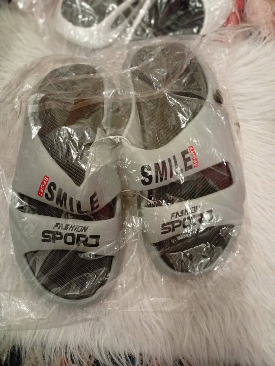 السلام عليكم وصلت سليبرات🤗
جميع الموديلات والقياسات☺️
ولادي شبابي ورجالي 🤗
وبسعر الف ونص فقط😯
يوجد توصيل🚴🚴


**إذا كنت صاحب هذا الإعلان وتريد حذفه لأي سبب، رجاءا أرسل رسالة إلى الدعم الفني**