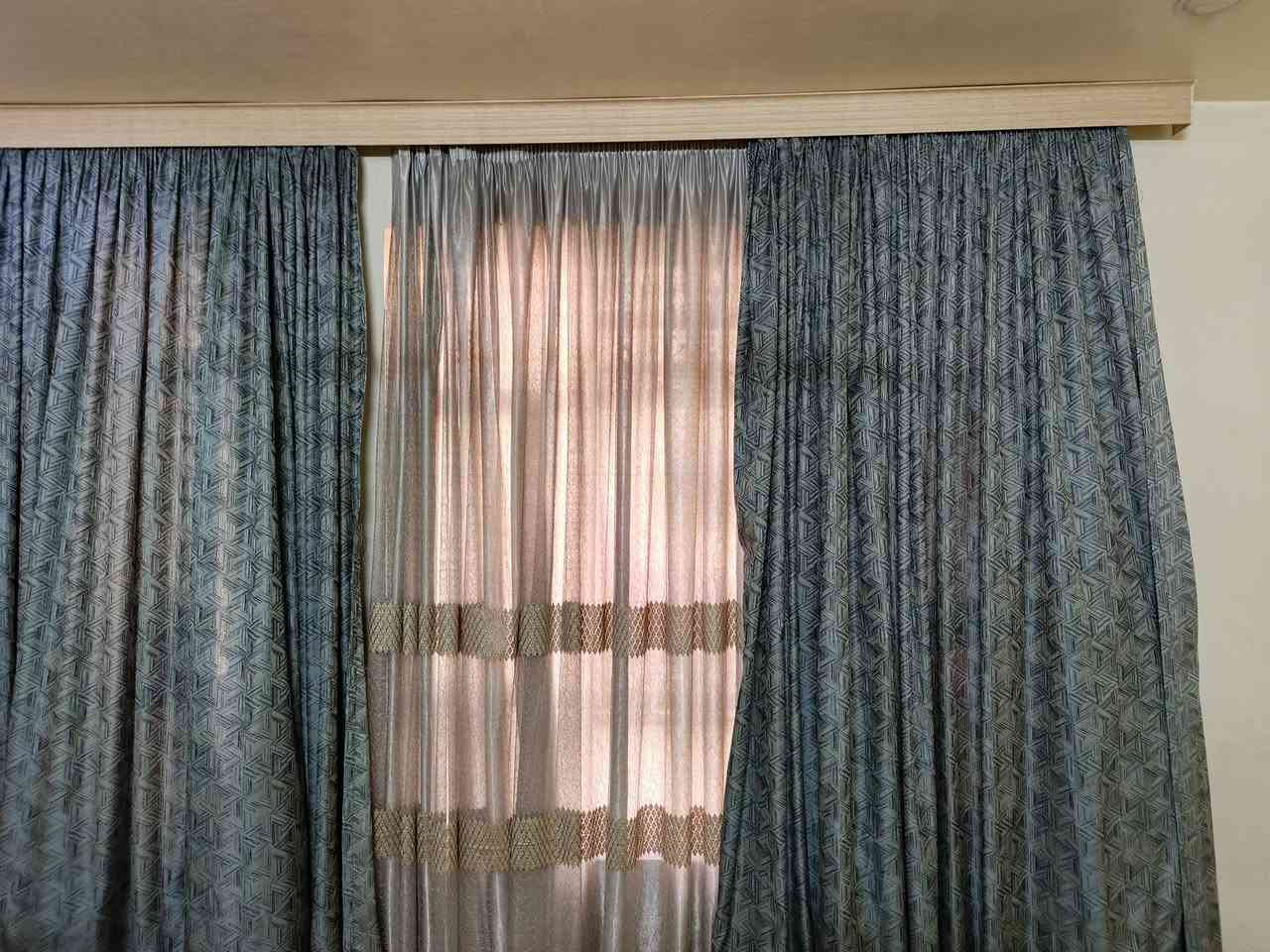 بردات 
***********  
بغداد الحريه السلام 
السعر قيم وتدلل

اتصال وات ساب موحود
غير متواجد على الفيس
