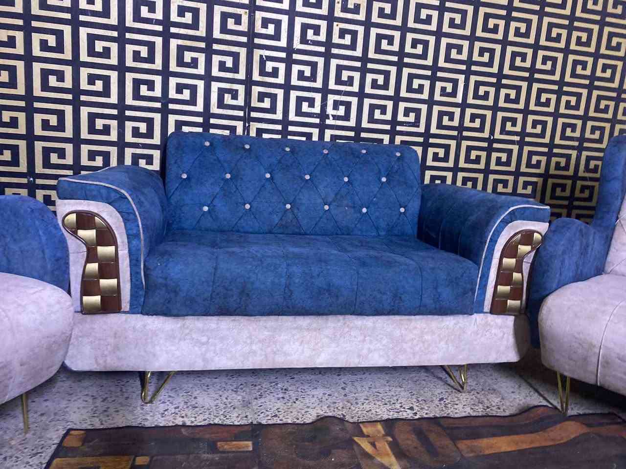 تخم 10 مقاعد تكمه بدون اي ضرر ب 250 قفله
*********** بغداد, العراق
