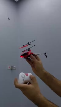 طياره • لعب أطفال