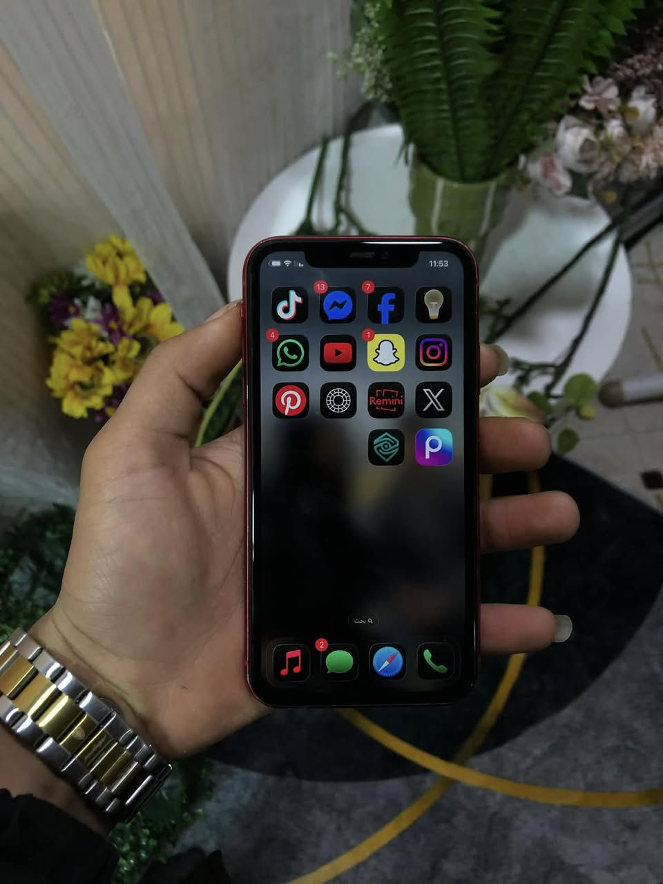 ايفون 11 كامرتين لون الاحمر المميز كلش حلو ومرتب 128 كيكه بطارية البلاديه 83 فقط مرفوع بطارية الى 99 ولباقي كله بلادي شاشه بلادي وفيس ايدي شغال وشرط للبيع سعر 225 الف شراي هاذه رقمي *********** والخاص مفتوح ♥️
