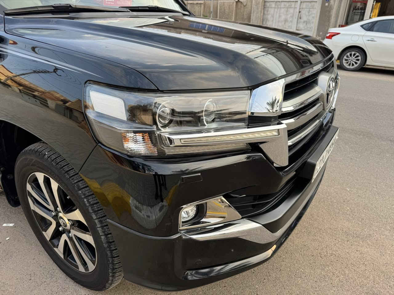 السلام عليكم لاندكروز 2019 فول مواصفات كفاله عامه السعر 545 بغداد السيديه ***********
