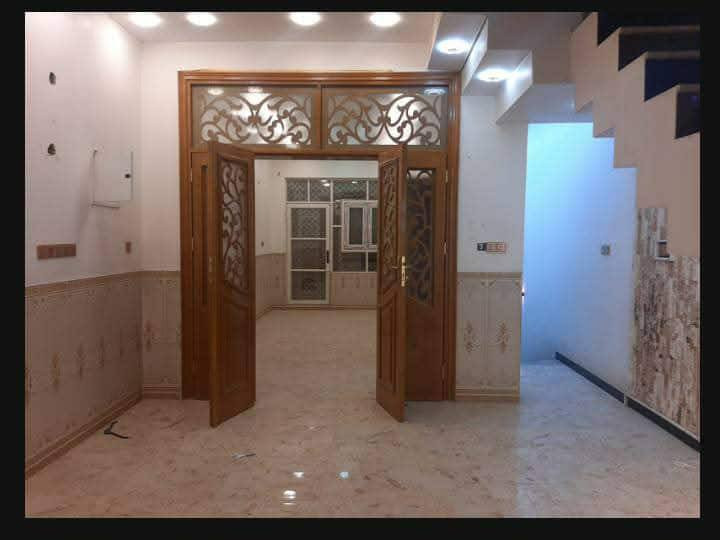 شقه للايجار طابق ثاني 100متر تحتوي غرفه وصاله ومطبخ واستقبال وحمامات ومكشوفه والسطح عباره عن غرفتين اكبار العنوان حي الميلاد شارع مزرعه سيد علي للاستفسار ***********
‏‪***********‬‏
