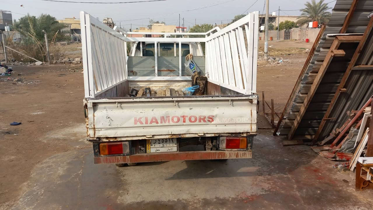 سلام عليكم من رخصه مدير الكروب كيا بنكو موديل 96كامله مكمله من كلشي نقص بيهه رقم شاصي ماواضح السنويه 27 وراعيهه يريد تحويل ***********
