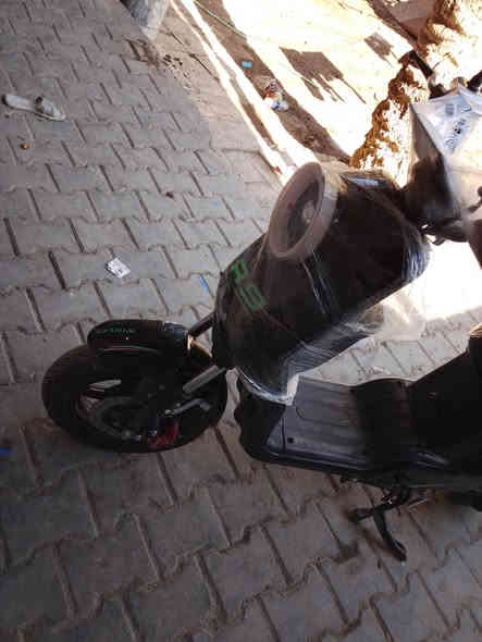 الدراجه للبيع 350وبيهه مجال
بطاريات جدد تفحص وشوف 
كهربائي كله شقاله افحص
بلوتوث بك كله جدد افحص
كفرات كله جدد بيه شخوط كم واحد
جاملق خلفي طاق بس مابي شئ قليل
الكيج كله شقاله دبل شاره جدد شقاله
العنوان المحموديه ناحيت الرشيد 
***********
