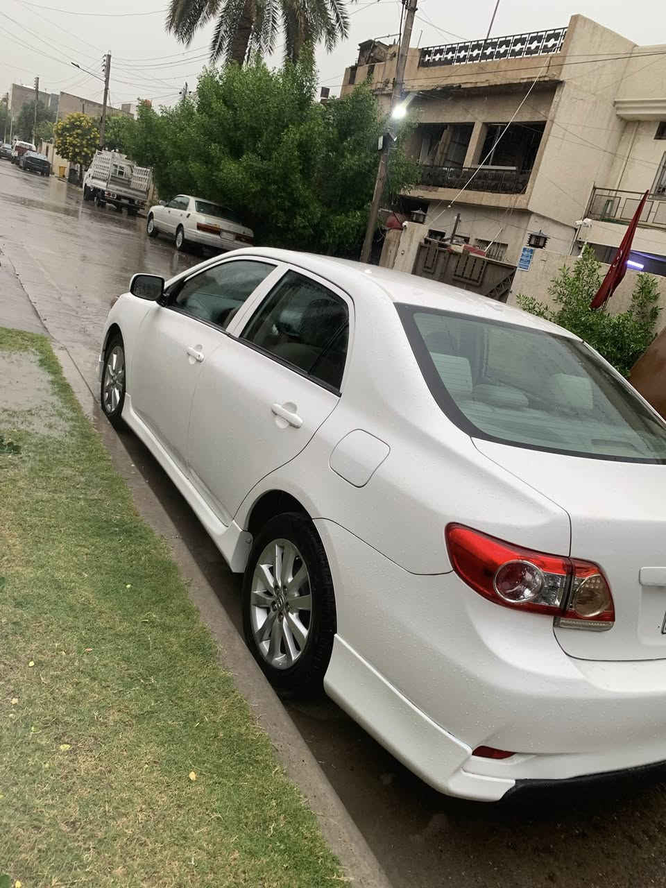 السلام عليكم

كورلا لبيع موديل 2009 

محدثة 2013 s ماشية 185 الف 

  امريكة  حادث صفحة يسره بدون ايرباك 
ليبل واحد 

مصبوغة عام اثر تقشير 

  السيارة جاهزه مال جاني ونظيفة  
فقط تبريد بي ليك 

السعر 108 وبيه مجال بسيط جدا

بغداد حي العامل 

***********
