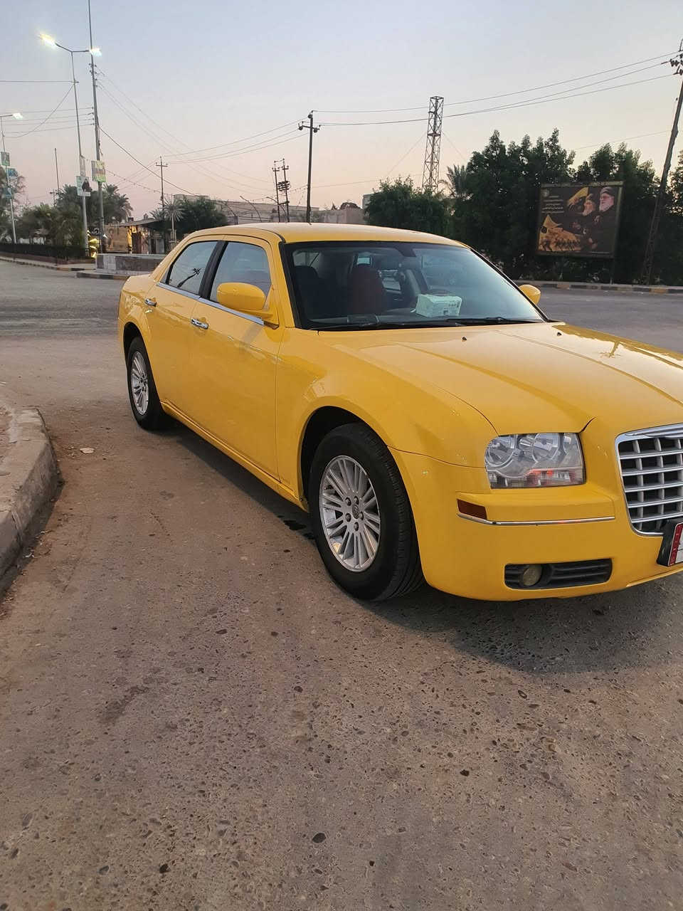 السلام عليكم 
اوباما 2010 رقم قادسيه مشروع وطني السياره نضيفه حداديه جديده تخم تاير ستوني معمرها صبغ عام تاخذ مصفره هيئه وغرامات مكاني ميسان قلعه صالح للتواصل ***********
