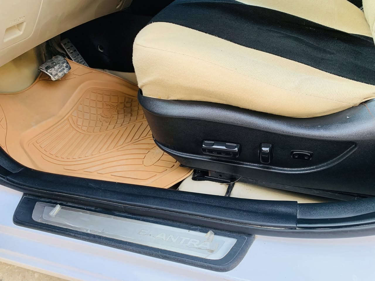 النترا GLS خـلـيـجي موديل 15 سياره كفاله عامه حتى من البارد محرك 1800 دوش مامفتوح برغي بيه 
لايت عدسه منضومه زنون فول واحد ع واحد تبريد بيانو كشنات جلد اصل فتحه تحكمات مثبت سرعه كشنات كهربائي كامره دواره يدات نيكل إشاره بالمري تدفئه تبريد ثلج قطعتين مرئي شفط لد امامي وخلفي ويل كروم 4 دسك شاشه كبيره لد خلفي امامي نضام ايكو
يرباكات تخم تاير حداديه كله جديد
ماتخسر عليه الف دينار رقـــم ذي قار مشروع وطني مداور ثاني يوم
أي أستفسار ‭ ***********‬
الـــســعـــر  133 وبيه مجال
مكاني ذي قار مركز
