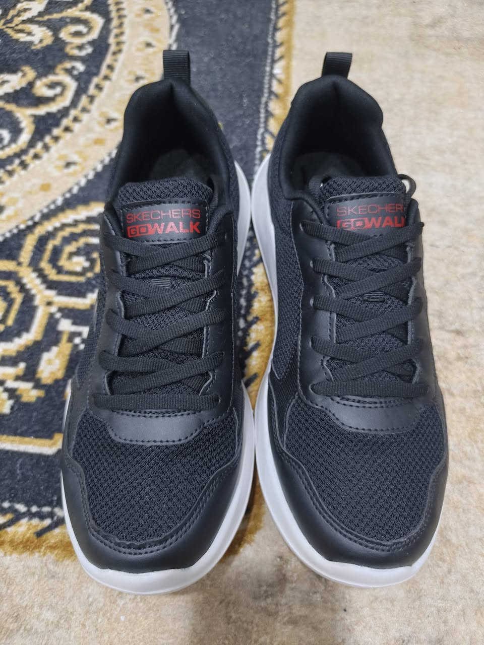 السلام عليكم
سكجر القطعه جديد شرط اصلي 
بوست حقيقي قطعه خفيفه كل وزن مابيها طبي 100%100
قياس 42  
طول القدم 27. وربع


**إذا كنت صاحب هذا الإعلان وتريد حذفه لأي سبب، رجاءا أرسل رسالة إلى الدعم الفني**