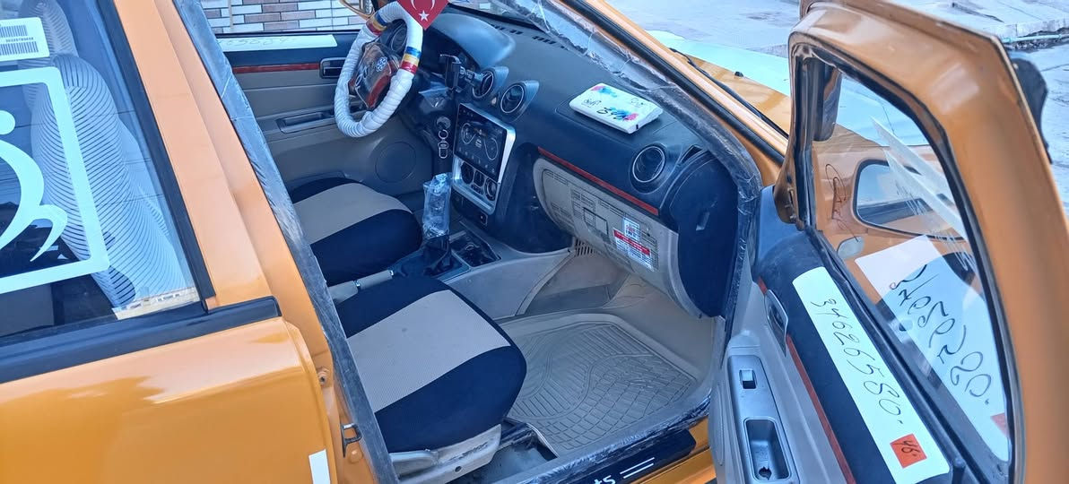 سي كي ٢٠١٢ رقم بغداد انكليزي بأسمي اني الشرعي سنويه 2030 شرط الوكالة والتحويل محرك كورلا لاصرف ولا نفخ كير شرط الهيئة والغرامات مصفره كابون بانزين بيها كهربائيات كلها شغاله مسجل شاشه مصبوغه صفحتين جماليه بدون ظرر السياره جاهزه السعر ٤٥ وبيها مجال مكاني موصل حي الانتصار *********** //***********
