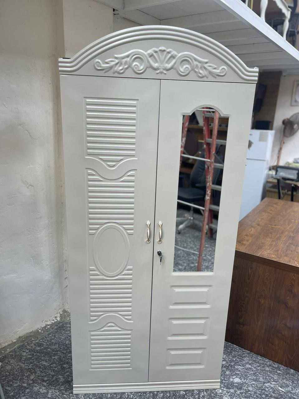 كنتور حديد  مع قاصة داخلية وتعلاكة ورفوف اماراتي الصنع مو صيني 
ارتفاع 185 عرض 85 عمق 45 

الســعر 195 الف 
توصيل بغداد 5
 الاطراف 10
المحافظات 20 الف 
يوجد شد 10 الاف داخل بغداد بغداد, العراق


**إذا كنت صاحب هذا الإعلان وتريد حذفه لأي سبب، رجاءا أرسل رسالة إلى الدعم الفني**