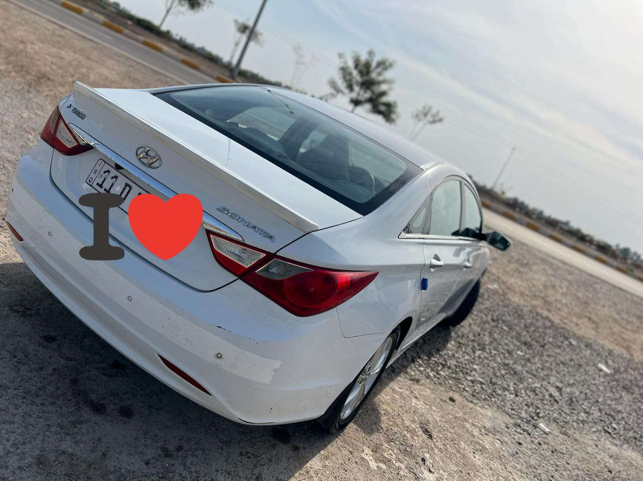 السلام عليكم 
سوناته 2012 بغداد دولي للبيع 
محرك 2400 مفتوح  كشر مكفول سونار مرفق
سياره حلوه وجاهزه مكانه صلاح الدين بلد 
***********
