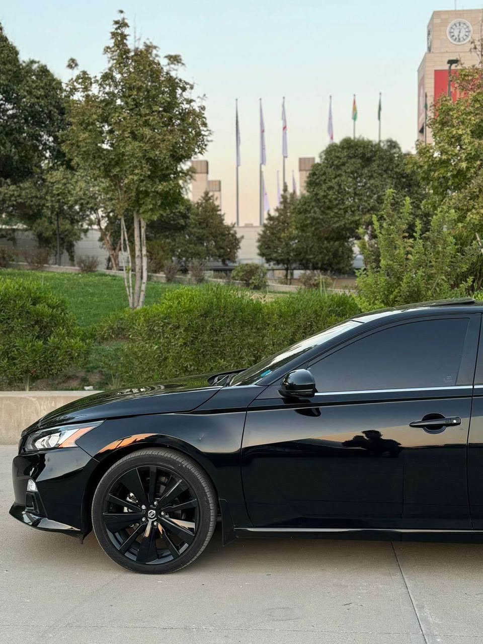 ئالتیما SR Midnight مۆدێل 2022 
١- جەمپەکی بچووکی پشتی لای سایەقی هەیە
٢-سبوغی نییە ارباگی نەتەقیە  
٣-پێشی کەپسە 
٤-٥٠هەزار رۆییە
٥- لەسەر دەقی شەریکەی مایتەوە 
٦-شاشە گەورەیە  
٧- چوار تایەی نوێی لەسەرە
٨-سلاید و کوشین کارەبایی و شاشە گەورە  
زۆر مواصفاتی جوانی هەیە 

نرخ :- ١٨٨$ مەجالەکی کەم Singapore


**إذا كنت صاحب هذا الإعلان وتريد حذفه لأي سبب، رجاءا أرسل رسالة إلى الدعم الفني**