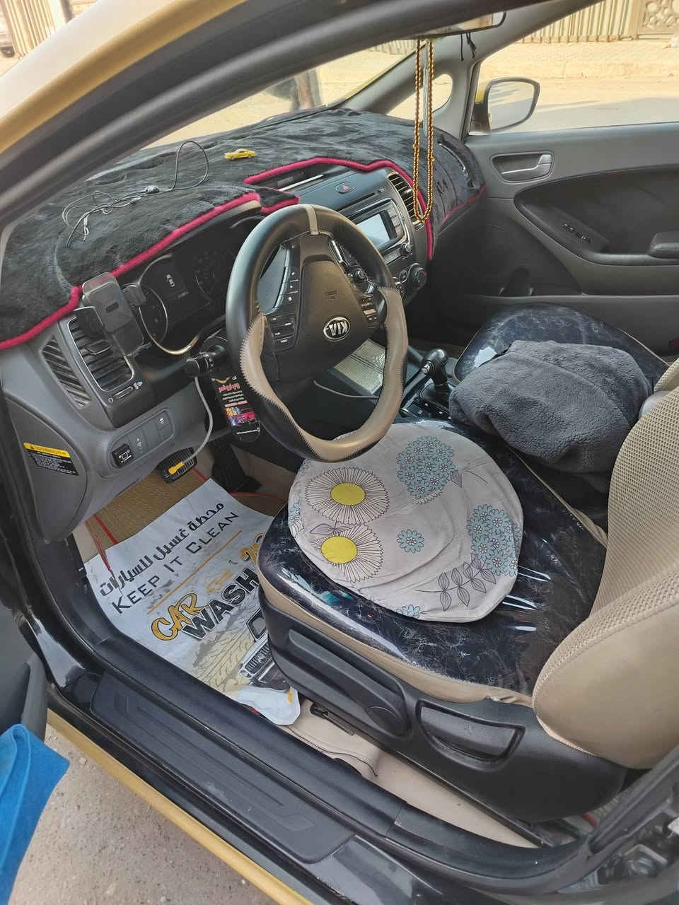 سلام عليكم فورتي ١٧ أمريكي
رقم ***********

مكينه ٢٠٠٠ دوش كير مكفولات سياره جاهزه مصفره من كرشي بسمي تحويل ثاني يوم حادث جامرغ السيق بدون دوادواخل منضومه غاز العنوان بغداد المحموديه
