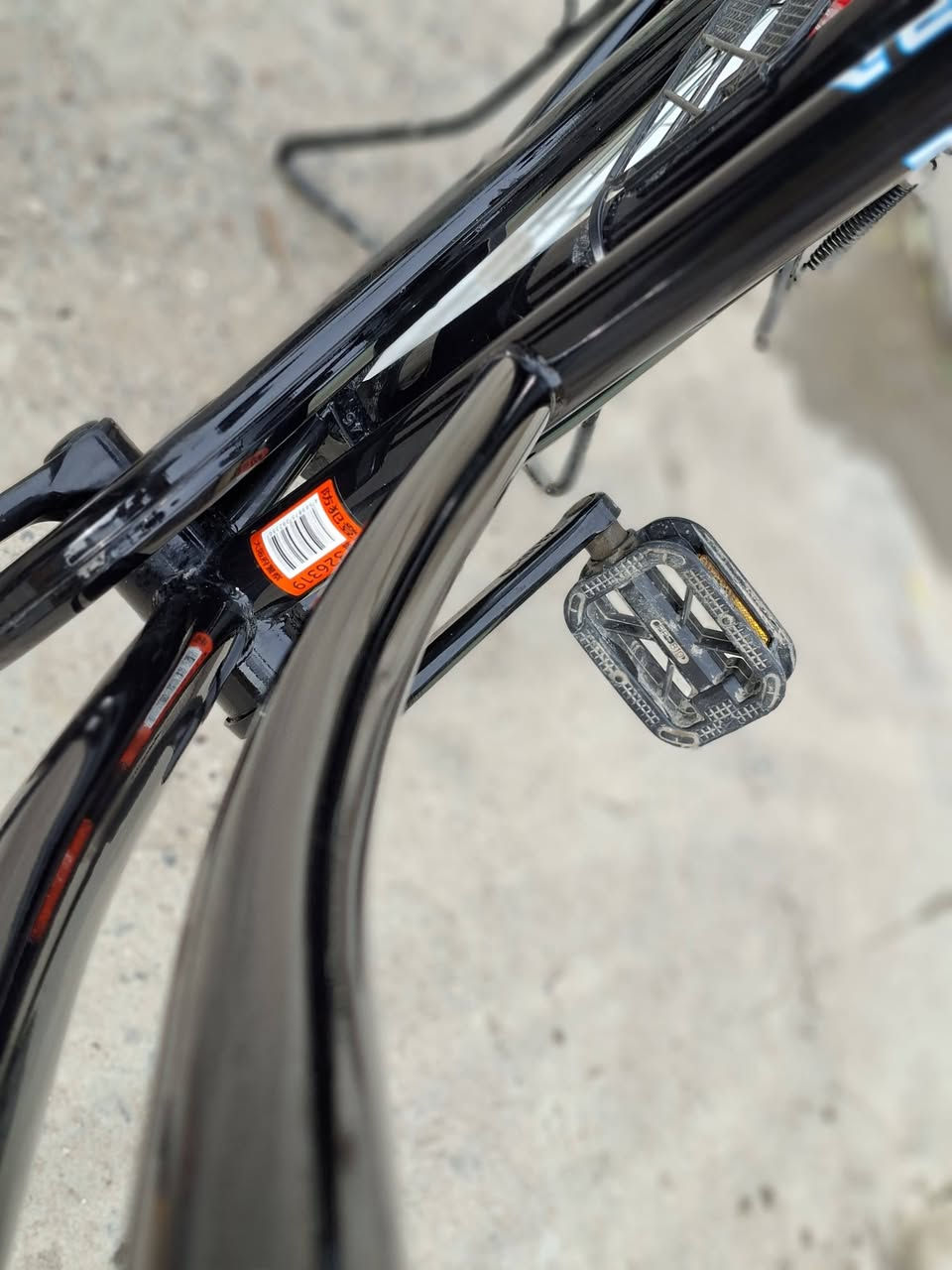 سلام عليكم .... بايسكل BD موديل 2022 حجم 26 البايسكل بعده جديد مال شركه السعر 130 الف وبي مجال *********** واتساب
