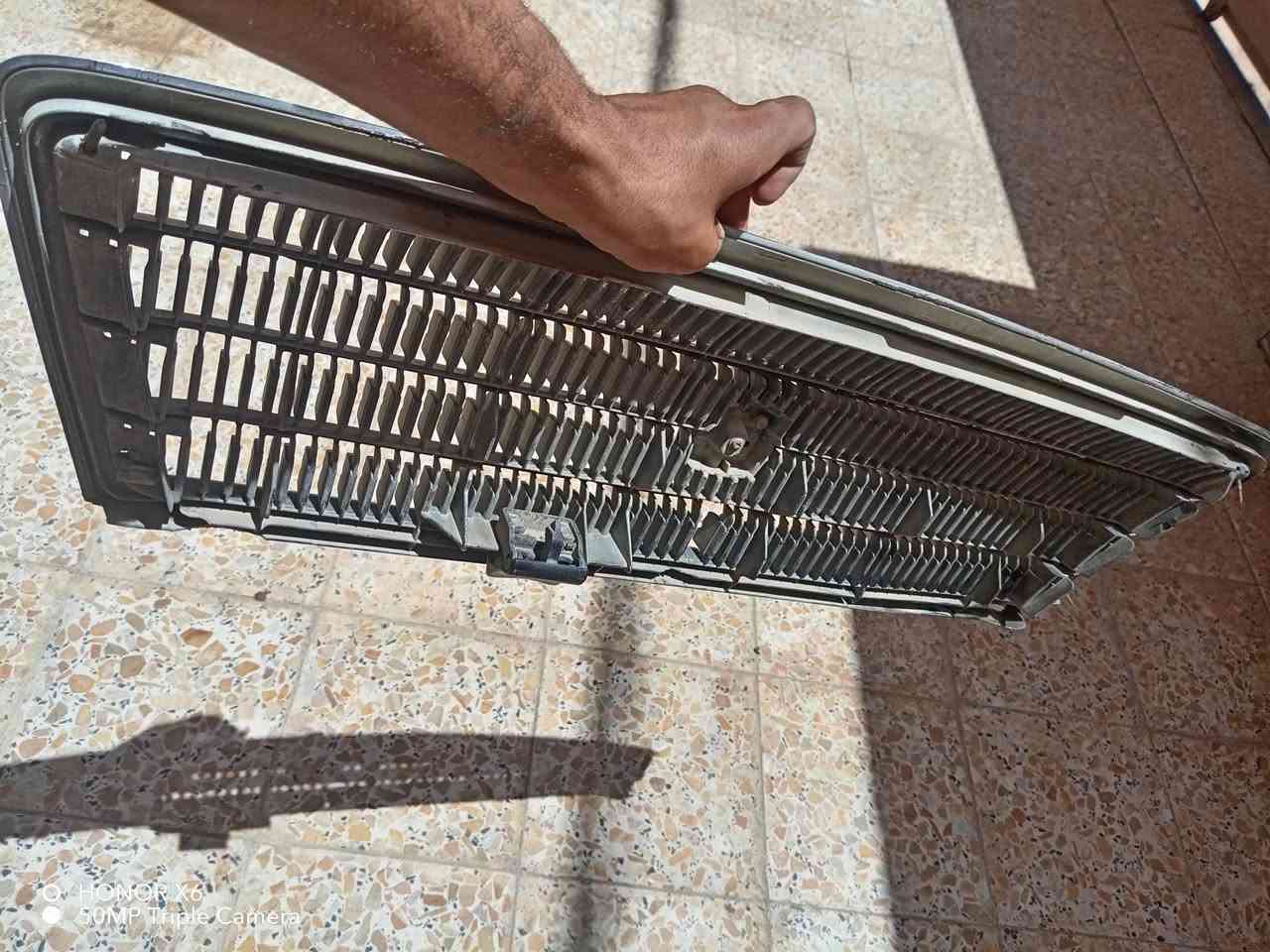 شباج كرستال مال ملكه  البيع بي كسر شي قليل البيع مال سعر 60 مكان النجف الكوفه رقم جهاز ***********
