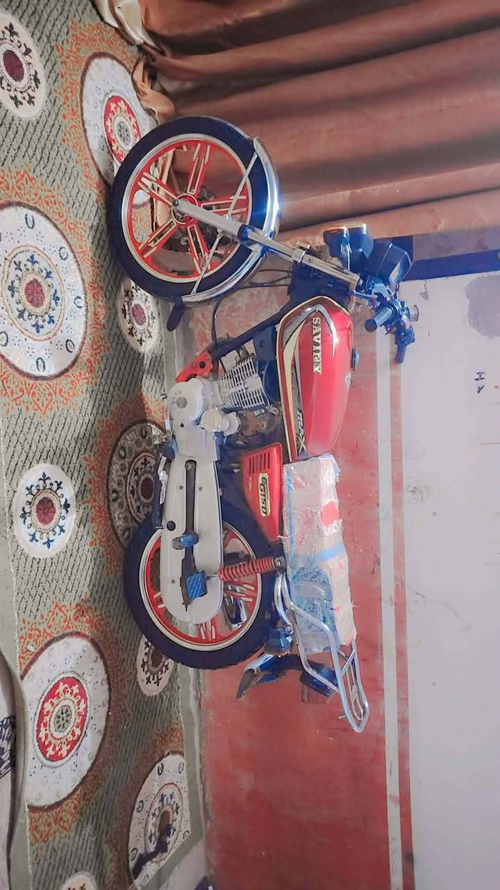 من رخصت مدير الكروب سلام عليكم دراجة سيفان لل بيع 2021 طالعة بل2023 دراجة جاهزة من كلشي سعر 850 وبيهة مجال مكان ديوانية ناحيت غماس رقم ***********
