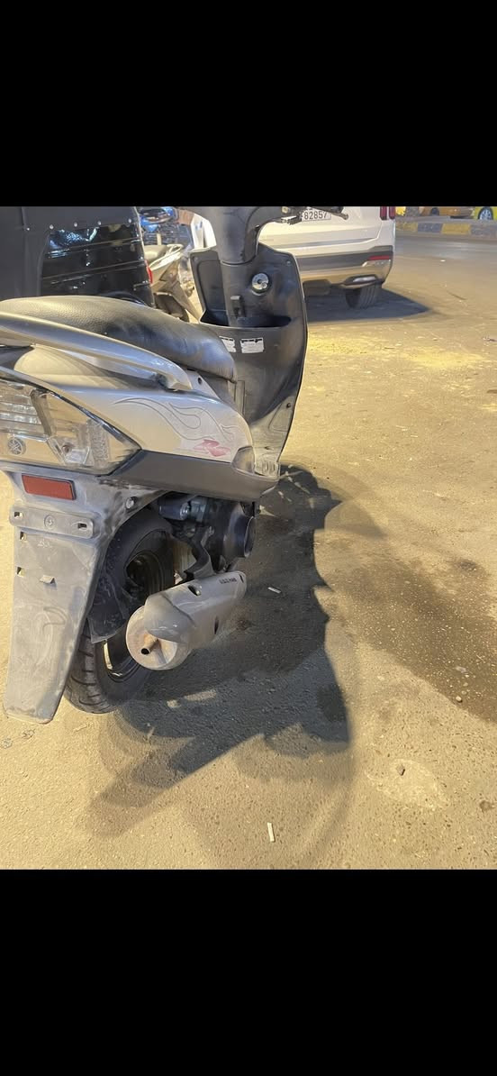 سلام عليكم ماكس عدله للبيع
دراجه بلاديه رمبه نازله صالها 3اشهر 

نكره سلف باي وقت يعجبك كلها شغال

سعر ((650)) وبيها مجال حك الجيه . لعنوان بغداد شارع حيفا رقم ***********
