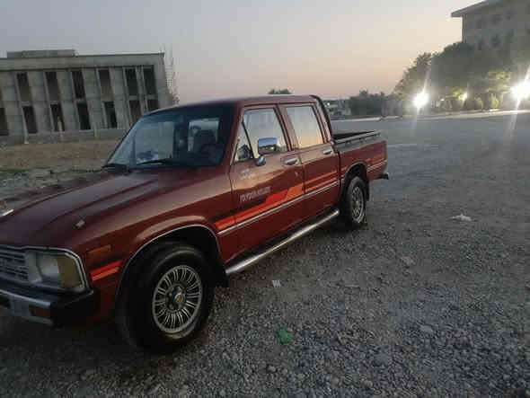 توێتا پیکاب بۆ فرۆشتن مۆدێل 1983 هەمووگیانی لەسەر دەقی شەریکە ماوە لۆک لۆکە سەنەوی هەیەو بەشەرتی حاسیبە گێڕو مەکینەو ئەکسل و تەقەو ڕەقەی بەشەرت وایەرمەنی هەموو گیانی ئیشەکا چوار تایەو ویلی لۆکی لەژێرە دەعموو لێدرانی نیە ماڵی دۆستە سعری 42 وەرەقەو کەمێک مەعمەلە شوێن کەلار موشتەری نیت بێزارم مەکە ***********_***********
