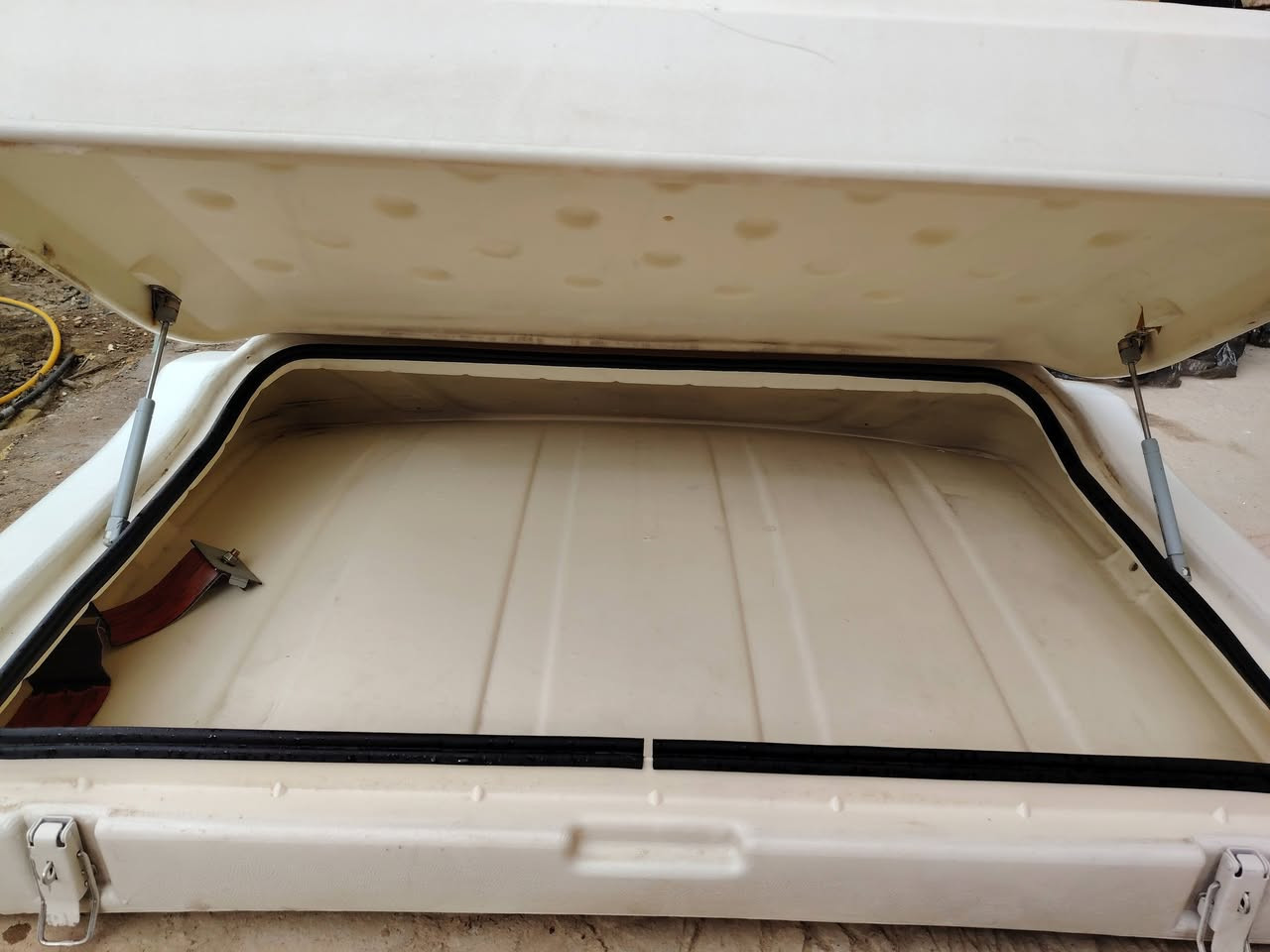 سلام عليكم 
مكلف بنشر كاسحه شوفت عينك للبيع اني مكلف بنشر رقم صاحبها 
 
***********
