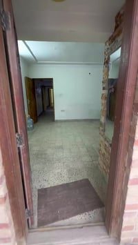 مشتمل طابق اول معزول مع طرمة زيونة محلة 712 للعوائل فقط     سعر 800 ال...