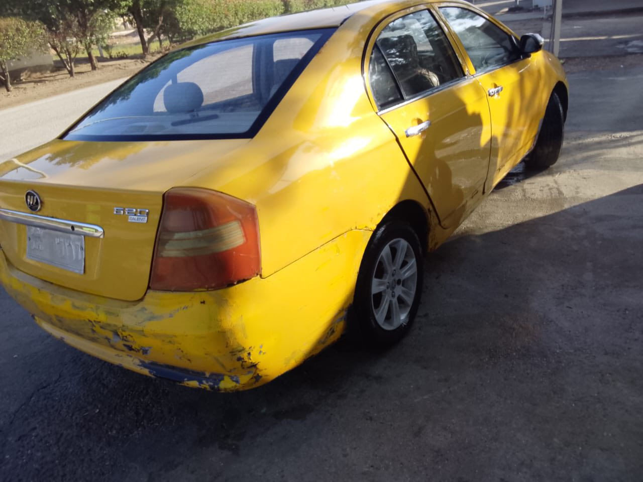 سياره ليفان موديل 2011 رقم صدامي سياره مكينه كير حداديه كل جديد بديه مثل ماتشوف الصو/*********** 
سعر ٢٠ وبيه مجال فقط شراي يتصل رجاء
