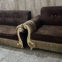 السلام وعليكم عندي هذا تخم السعر ١٥٠ وبي مجال بسيط عندي هذن القنفات بل...