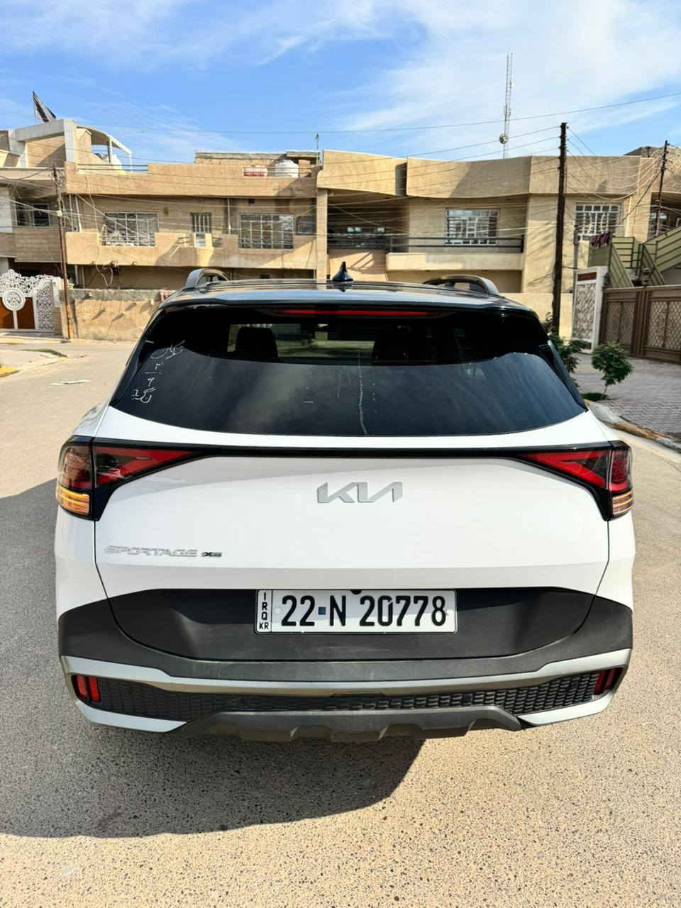 🔸️السلام عليكم ((للبيع فقط بدون مراوس))               ✅
🔸️كيا سبورتج لون ابيض موديل 2024 أعلى مواصفات بالسبورتج مواصفات أكس برو 
🔸️ترقيم جديد 
🔸️باسم الشركه وكاله + تحويل مضمون %💯
🔸️السياره جديده جداا جداا واحلى من الصور 
حادث السيارة صبغ فقط جاملغ امامي  بدون دواخل بعدها بريحه الشركه 
ماشيه 5 فقط مشي امريكى دخول جديد البارحه اترقمت ودخلت بغداد
🔸️مواصفاات فول الفول مايحتاج اذكر كل المواصفات 
سقف اسود بانوراما 
بصمه ابواب تشغيل عن بعد 
شاشه الكتروني 
جنطة كهرباء 

🔸️شاشه كبيره + شاشة عطلات
🔸رادار امامي وخلفي وجانبي نقطه عمياء اوتو بريك 
🔸نضام تحديد مسار للسياقه الالكترونيه
🔸️تحكم استيرن كل الجهات 
🔸️ثلاث انظمه قياده / سبورت / نورمال / سمارت 
🔸️بلوتوث + اواكس + واي فاي   
🔸️مانع انزلاق + كروز سرعة 
🔸ويل كب دسكات امامي خلفي
🔸️محرك 2500
🔸️سبير الشركه كتلوكات الشركه 
السياره جديده جدا جدا اي نقص مابيها من الداخل والخارج 
🔸️سيرفس كامل دهن فلاتر 
-------------------------------------------
رقمي الاستفسار 
***********
***********

العنوان بغداد 

يوجد واتساب كلا الرقمين 
صور أمريكا مع المنشور
السيارة احلى من الصور 
البارحة ترقمت ودخلت بغداد بعدها بريحة الشركة بجم كبس وجنطة كبس
