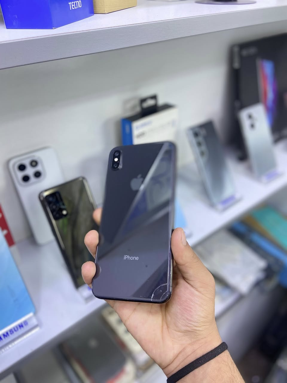 iPhone XS Max 📱
لون اسود 🖤
نظافه فول ✅
ذاكره ٦٤ 🔥
بطاريه ٧٨ بلادي ✅
جهاز كوله شغال 🔥
فقط كامره 1x ترجف فقط 📷
سعر 145 وبي مجال حك الجية 🔥
مكاني نجف 📍
خاص او اتصال 📞 
***********☎️
