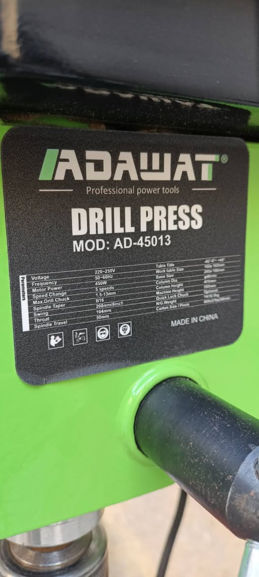 شباب المايشتري لا يواعد مو يراسلني امسح المنشور وصار الي وره يومين يكول اعتذر 
ما تشتري ما مجبور تنطي كلام
سعره 90 الف جديد مشتغل مره


**إذا كنت صاحب هذا الإعلان وتريد حذفه لأي سبب، رجاءا أرسل رسالة إلى الدعم الفني**