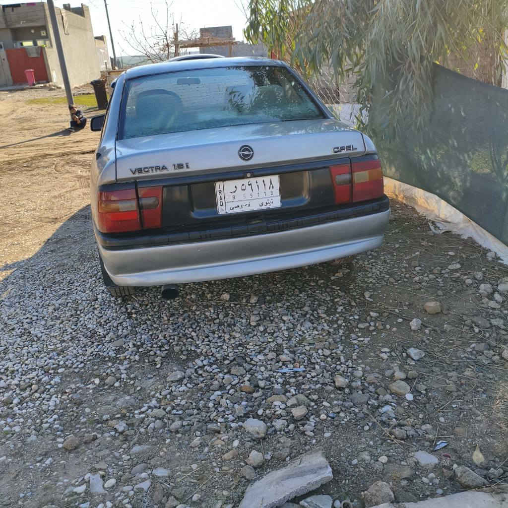 فكترا حجم 18باسمي  رقم نينوى كابون بانزين محرك مال كصه عليه تخم تايات جديد باتري جديد صدر امامي وخلفي جديد ..مكلف بل نشر.. رقم صاحب سيارة..*********** تل كيف, نينوى
