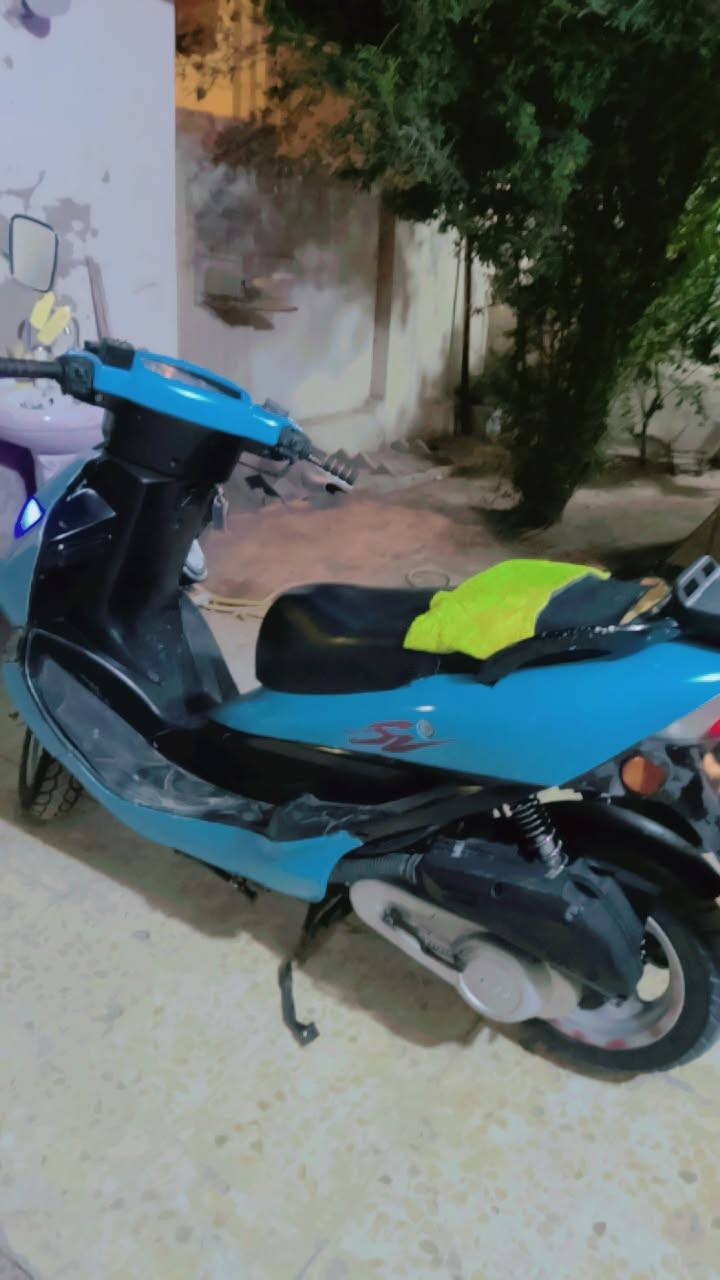 سلام عليكم دراجه كامكو بوليسي للبيع
مكينه جديده شلعه ومعدل 
دراجه جديده جاهزه على اخر حبايه
مكاني نجف كوفه 
السعر ٣٠٠
للاستفسار الاتصال ***********
