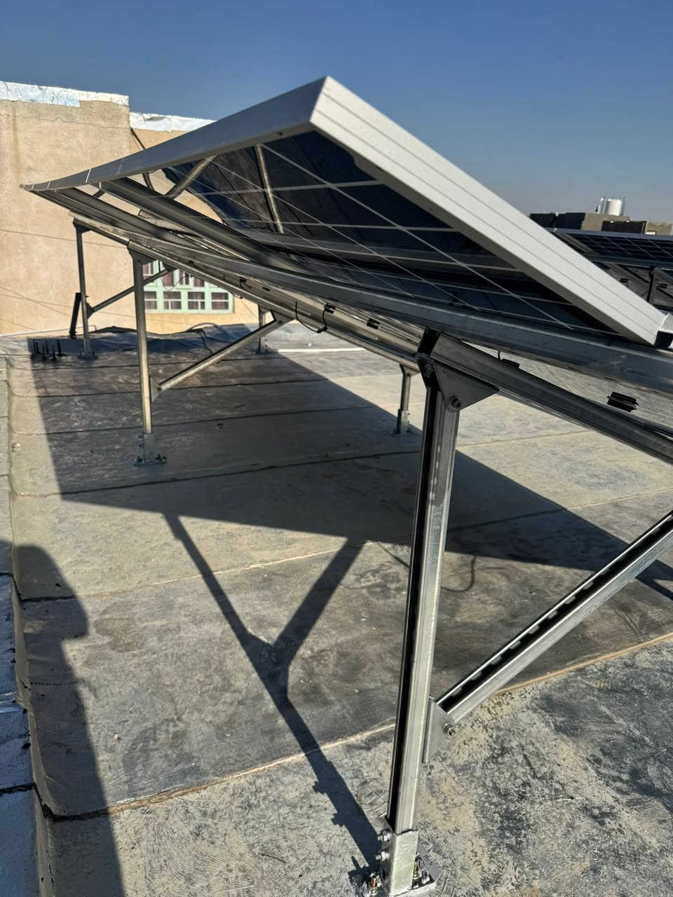حين ينفذ الأفضل… نأتيكم بالأفضل منه ⚡

في مكتب الطاقة المستدامة لا نعمل إلا بأفضل الحلول وأعلى المواصفات لضمان الأداء والاعتمادية لسنوات طويلة.

🔹 انفيرتر Sungrow Hybrid
قدرة 6 كيلوواط
IP65 مقاوم للعوامل الجوية

🔹 بطارية Dyness العالمية
الإصدار الحديث
سعة 16 كيلوواط ساعة
أداء قوي وعمر تشغيلي طويل

🔹 10 ألواح Ronma
قدرة 580 - 641 واط
تقنية الوجهين للاستفادة القصوى من أشعة الشمس

🔹 هيكل C-Channel ثقيل
مصمم لتحمل الظروف الجوية القاسية

موقع العمل - واسط - قضاء الأحرار 

✅ مواد أصلية
✅ تصميم هندسي احترافي
✅ تنفيذ بمستوى تحفة فنية
✅ ضمان حقيقي وخدمة ما بعد البيع

📍 الكوت – الخاجية – شارع 40 – مقابل سوق الخاجية

📞 ***********
📞 ***********

مكتب الطاقة المستدامة
الجودة التي تبحثون عنها تجدونها لدينا.
