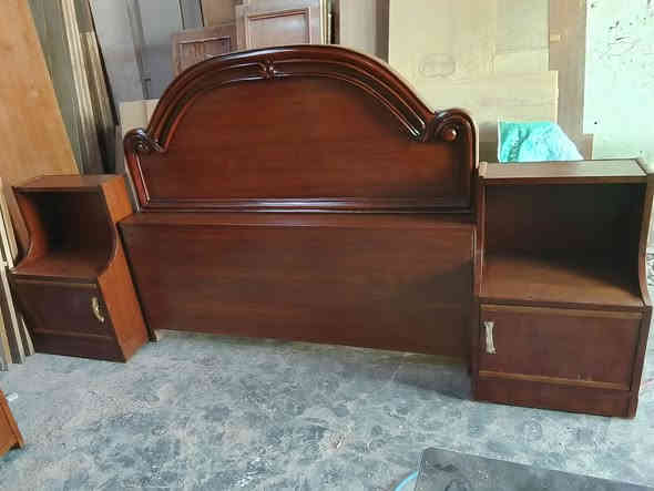 للبيع غرفه صاج احطاطه سعرها 450 وبيها مجال العنوان سامراء جبيريه الثانيه مقابل  جبيريه الثالثه شارع الحدادين للاستفسار ***********
