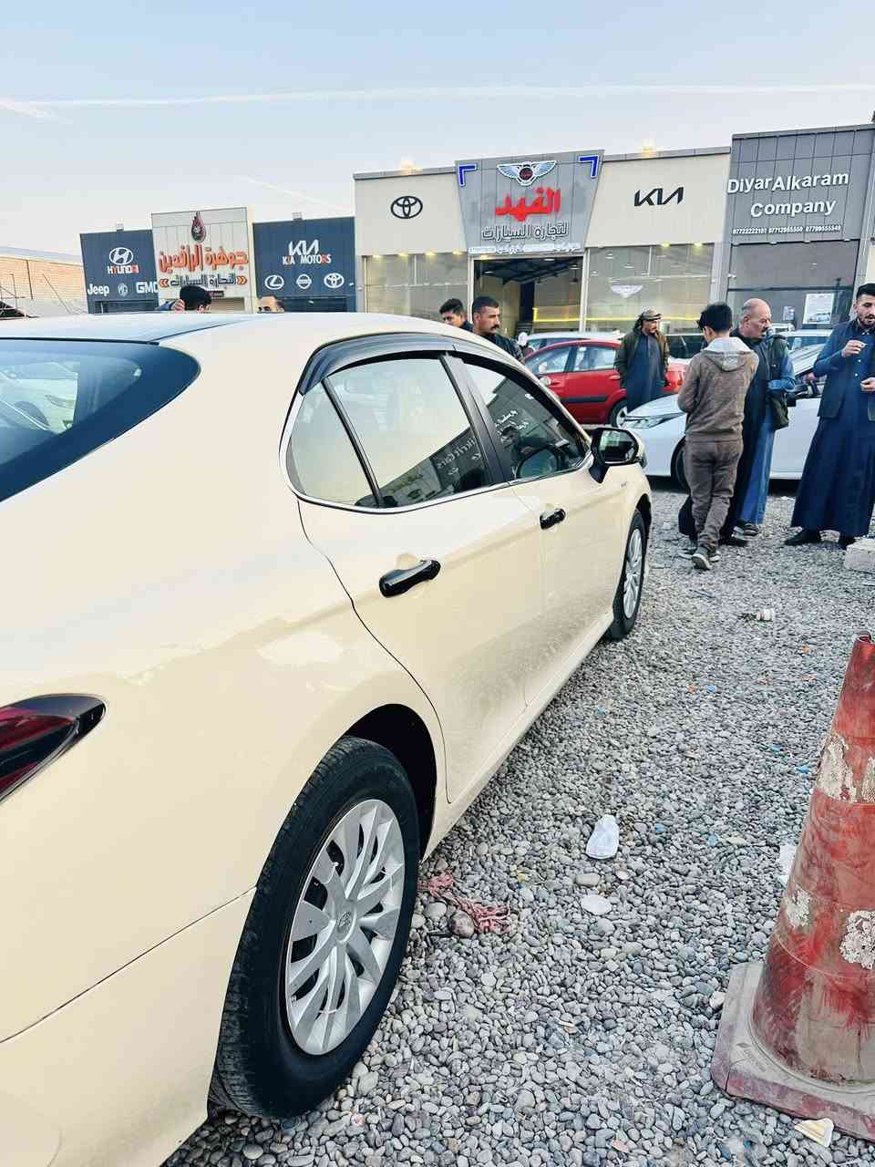 السلام عليكم 
كامري 2022هايبرد خليجي 
تكسي دبي 
رقم بغداد 
محرك كير شرط 
ماشيه 280 
السعر 138
رقم الهاتف ***********
مكان بيجي قرية البوطعمه
