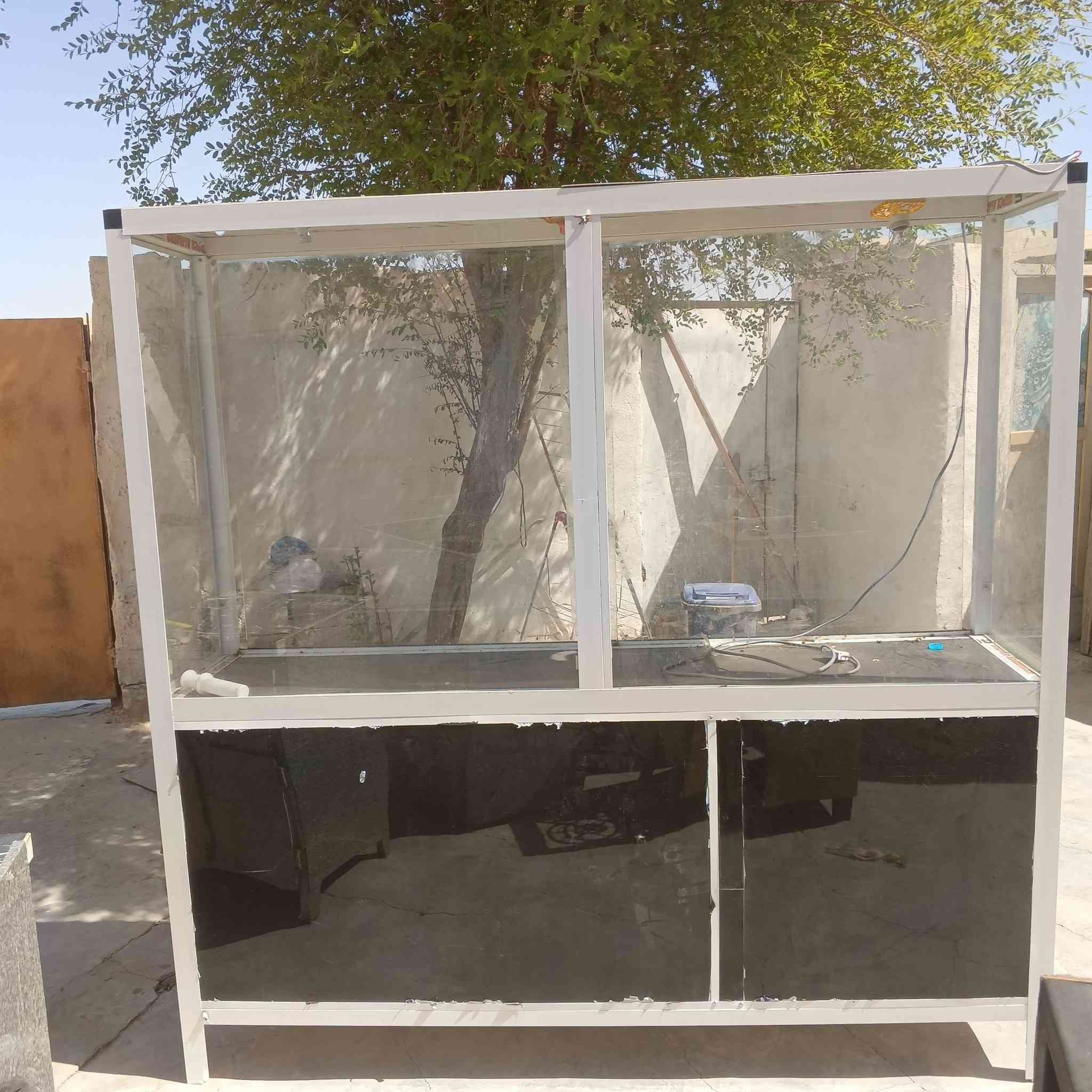 للبيع السعر قفل 200الف مكاني سفوان غراض كافتريه رقم واتساب***********
