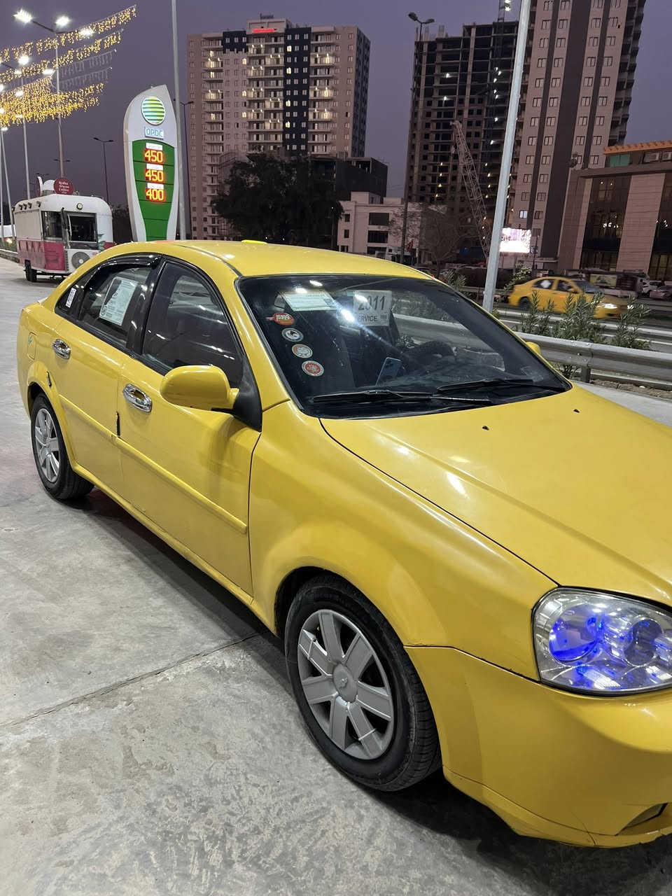 شباب السلام عليكم
فورنزا للبيع 2007 تكسي

كير ضفيرة صدر امامي 

تخم تاير جديد 

مصفرة هيئة ومرور 

مكينة بيهه تبخير 

رقم انكليزي بغداد 

شرط التحويل 

كل مابيهه من فضل اللة 

السعر 48 وبيها مجال كلش بسيط 

مكان السيارة بغداد 

***********
