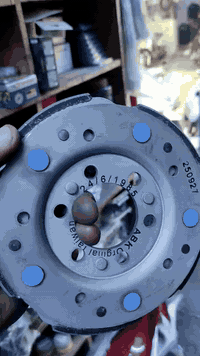 زبائن معرض الليث الكرام 
اسعد الله اوقاتكم بكل خير 
توفر عدنا بنز كلج سلفر ونك  بلادي أصلي متوفر في معرض الليث لبيع قطع غيار الدراجات الناريه الاصليه 
عنوانه بغداد الكفاح فضوه عرب مقابل افران فضوه عرب 
تتوفر خدمه التوصيل لجميع المحافظات 
سعر المفرد بسعر الجمله
نجم العبيدي ***********
