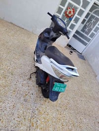 امجد فتى • كهربائيات • فراشه