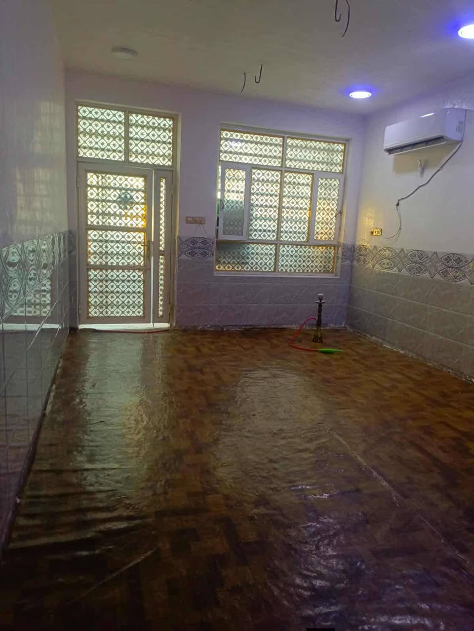 صباح الخير للبيع مساحه 400 200متر مبنية 200متر لا لاتصال برقم اومراسلت صفحه ***********
