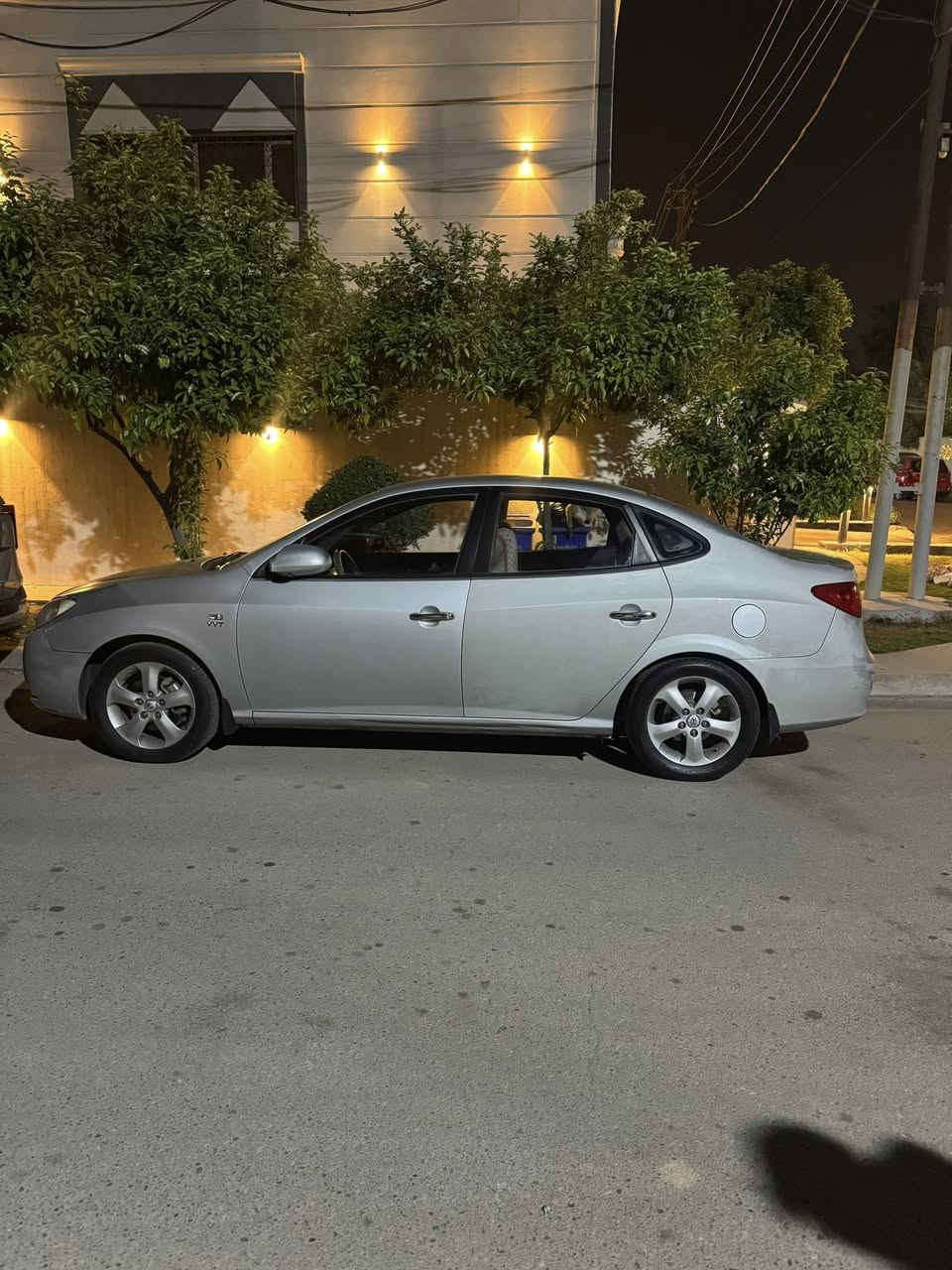 سلام عليكم افانتي ٢٠٠٨ المحرك ١٦٠٠ سياره مكفوله  خليجي العنوان بغداد حي جامعه***********. السعر ١٠٠ ورقه سياره بسمي تحويل ثاني يوم سنويه ٢٠٢٨
