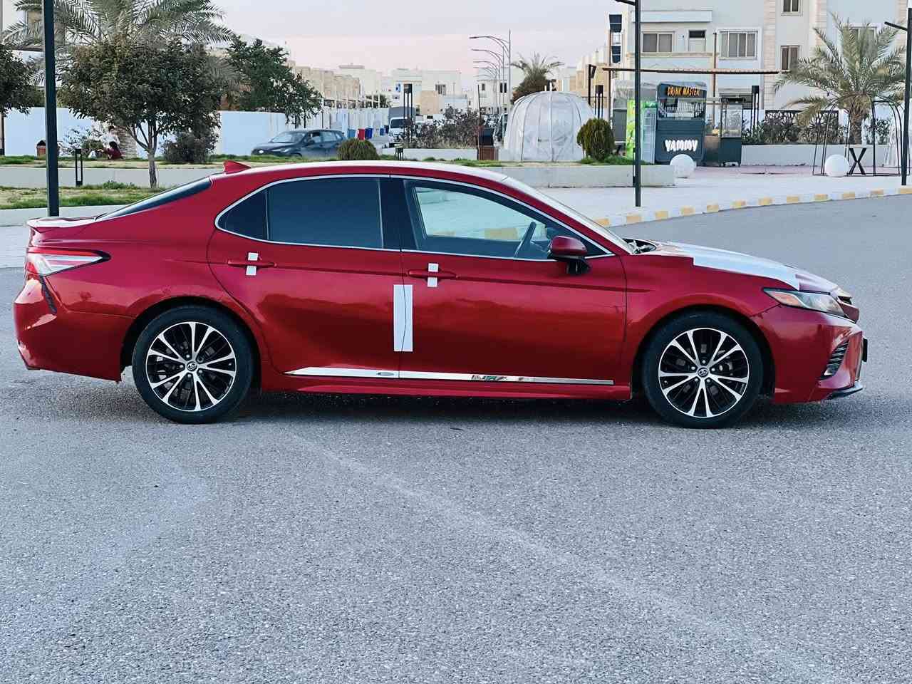 السلام عليكم
للبيع بسعر مناسب 
اعتذر عن القسط والوعده 
كامري 2019 se
لون احمر 
رقم بغداد الجديد باسمي تحويل مباشر
هزه ورقم وسونيه كلها جديد
بيها قطعه ونص فقط بدون اي دواخل وصور الضرر بلمنشور
محرك 2500 بدون فتح بدون عيب شرط 
كير شرط 
صدر تايرات تبريد كله شرط 
السياره بعدها بحاله الوكاله 
رادار موجود وشغال 
توقف ذاتي
تحديد مسار 
شفتات ستيرن
مثبت سرعه 
نضام ايكو
ومواصفات ال se معروفه
سعر 162 وبيها مجال 
ملاحضه ماكطع سعر بتلفون تجي وتشلع عيوني
 والسياره شرط الفحص وين ميعجبك  
مكاني صلاح الدين تكريت
***********
