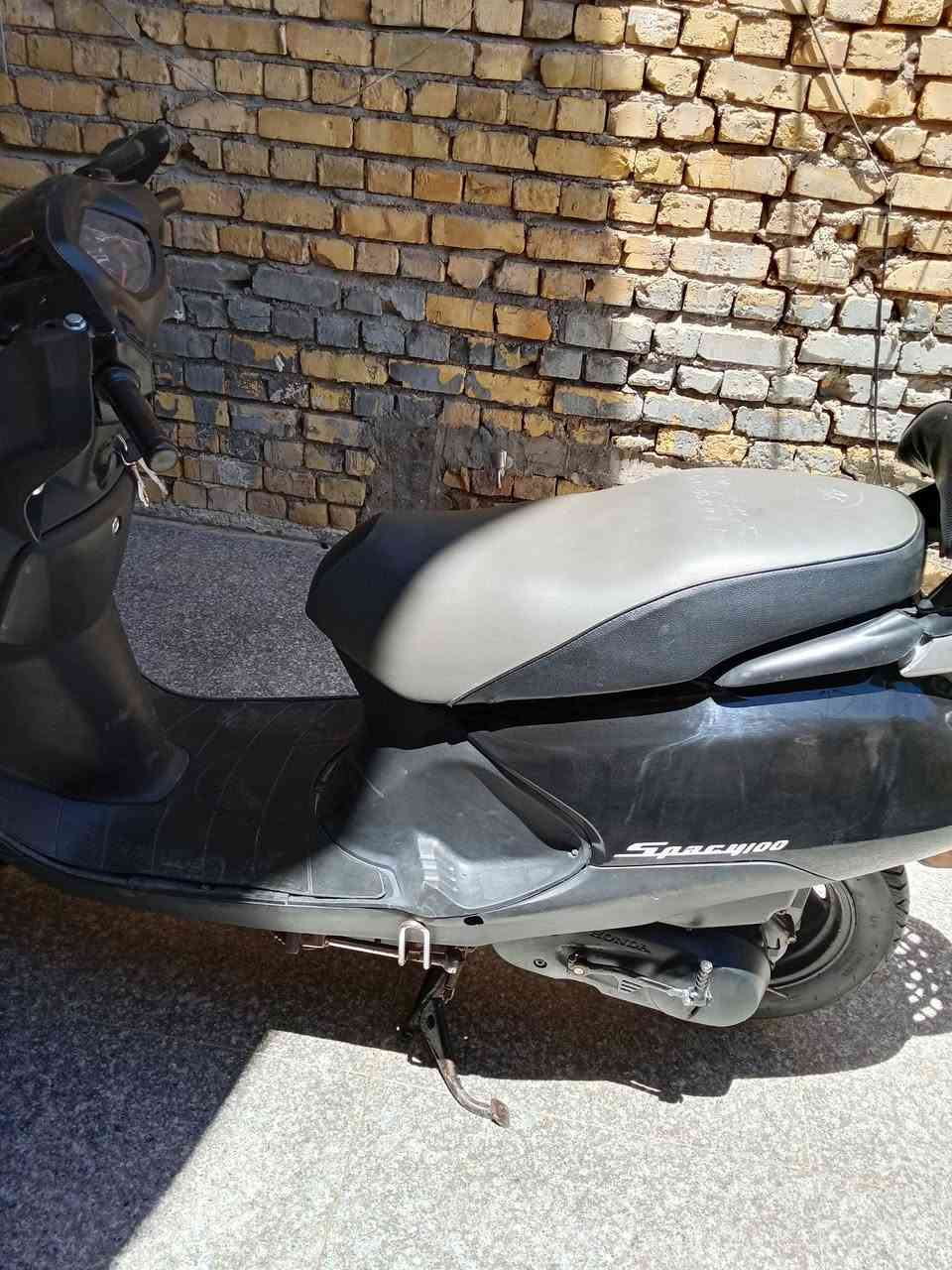 سبيسي للبيع سعر 750وبيه مجال 
الرقم ***********
العنوان كوت الخاجيه نهاية شارع اربعين
