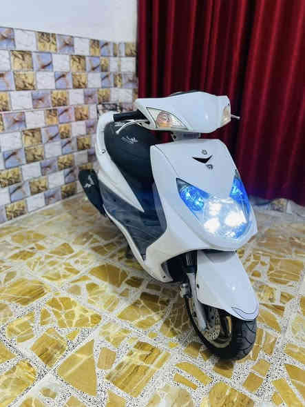 السلام عليكم سكنس ياباني قبق نفخ ستان كهربائي  فحل نوزل خطين    حديث مال رمبه جديده لوك مكفوله كفاله عامه مكينه. برغي ممفتوح بيه شلعه معدل فول جيب عشرين فيتر وياك اذ مفتوح بيه برغي تاخذه بلاش قبل شهرين نزله من الرمبه. كهربائيات كله شغاله اوراقه بسمي دراجه تتعب تكول جديده مال جناي مستعجل عل بيعه السعر 750   وبيه. مجال قليل. الهاتف *********** العنوان بغداد. الكراخ
