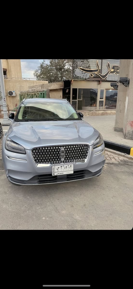 للبيع او مراوس بتاهو او كورلا حديث 
لينكون كورسير رقم بغداد موديل 2022

*الصناعه آمريكا تابعة الى شركة فورد 
السيارة اجت كفاله من امريكا بالعراق صار بيها ضربه رجعت ع بارد بتقنية PDR

مواصفات السياره 
* لون سمائي لامع 
*محرك 2000 تربو يولد 280حصان 
*نظام الحفاظ على المسار 
*نظام البريك العكسي 
*نظام جر العربات 
*نظام الثبات في المنعطفات 
*تعتيم تلقائي بالمرأه الوسطيه 
*تنبيه على الاشارات المروريه 
* حساس محيطي للسياره 
*رادار امامي 
*رادار جانبي 
*كاميرا 360 درجه 
*خمس وضعيات قياده 
*شاشه 10.1بوصه
*ماسحات جام ذكيه مستشعره للمطر
*مثبت سرعه 
*ميموري كشنات 3 اماكن خزن 
*منظومه هواء تلقائيه لتنقيه الهواء وازاله الروائح من داخل السيارة 
*تشغيل عن بعد 
*التحكم النشط في الضوضاء 
*بيبان فتح واغلاق كهربائي 
*28سماعه من شركة revel ال3d  ultima 
*تدفئه وتبريد الكشنات الاماميه 
*كشاف ضباب لد
*الدخول من الخارج للداخل كهربائي 
*نظام الترحيب بالاضائه 
*عزل السياره 
*مساعد اصطدام بريك تلقائي واكتشاف المشاه 
*نظام mykey 
*نظام تنبيه الطوارئ عند الاصطدام 
*دخول وتشغيل السياره بدون مفتاح عن طريق الرمز 
*استخدام الهاتف بمكان المفتاح 
* ماشيه 28 الف  الفقابل الزياده

للاستفسار ***********
