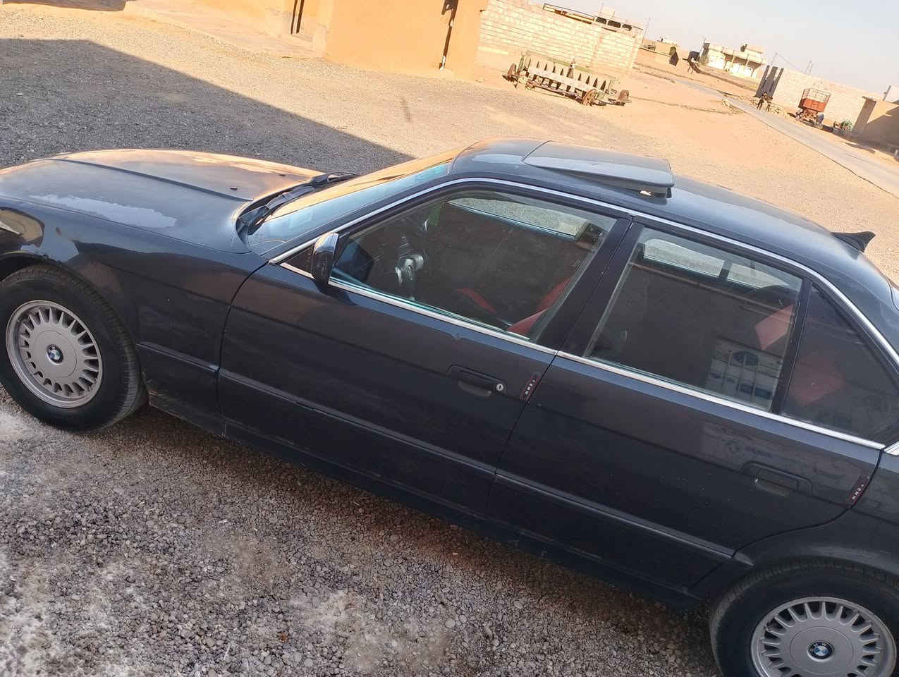 السلام عليكم من رخصه الادمن
سياره بي ام BMW 525
محرك مسكر بشرط
تايرات جديده
صدر جديد
كير عادي 
السياره بلاديه بدون صبق
رقم صلاح الدين انكليزي بسمي السياره شرط التحويل
كابون بانزين بيهاا السياره مكفوله من كلشي
السعر50 وبيهاا مجال اتصل وتدلل
معرفه التفاصيل الباقي اتصل ونتفاهم
الرقم *********** 
مكان السياره الموصل
